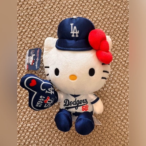Dodgers Hello Kitty Los Angeles Plush Doll 2024 SGA 50TH Anniversary - Picture 2 of 5
